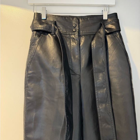 Aritzia Wilfred Faux Leather Black Trousers with Belt - Picture 4 of 6